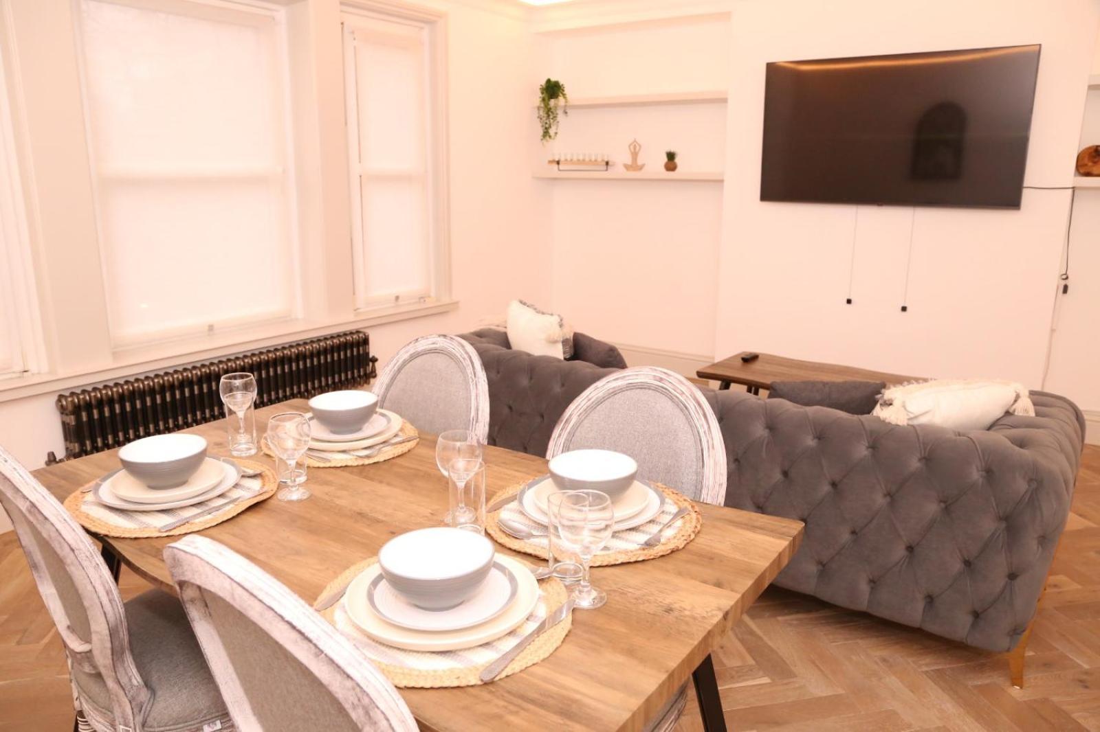 Star Edgware Road 2-bed Haven Londra